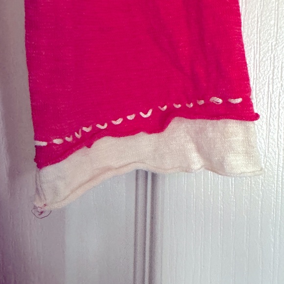 Komodo Asymmetrc Hem Embroidered Pink Tee - Picture 8 of 12